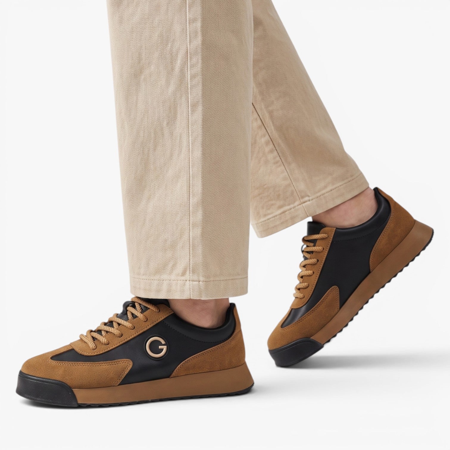 Old Fortune | Men's Sneakers with Contrasting Panels and Laces